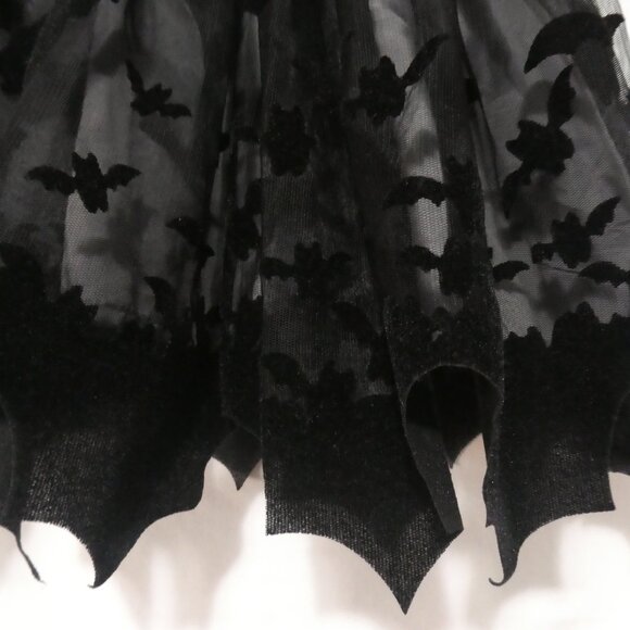H&M | size 2 | Lined Black Lace Tulle Skirt With Flying Bat Detail | NWOT - Picture 7 of 15
